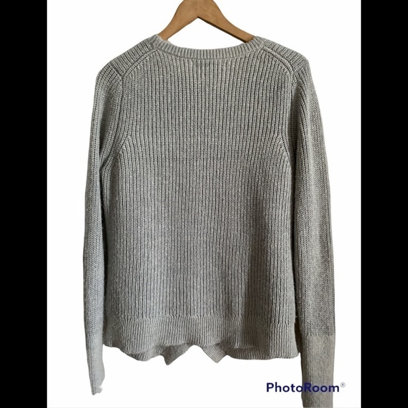 Banana Republic Chunky Knit Cross-Front Crew Neck Wool Blend Gray Sweater - Picture 2 of 7